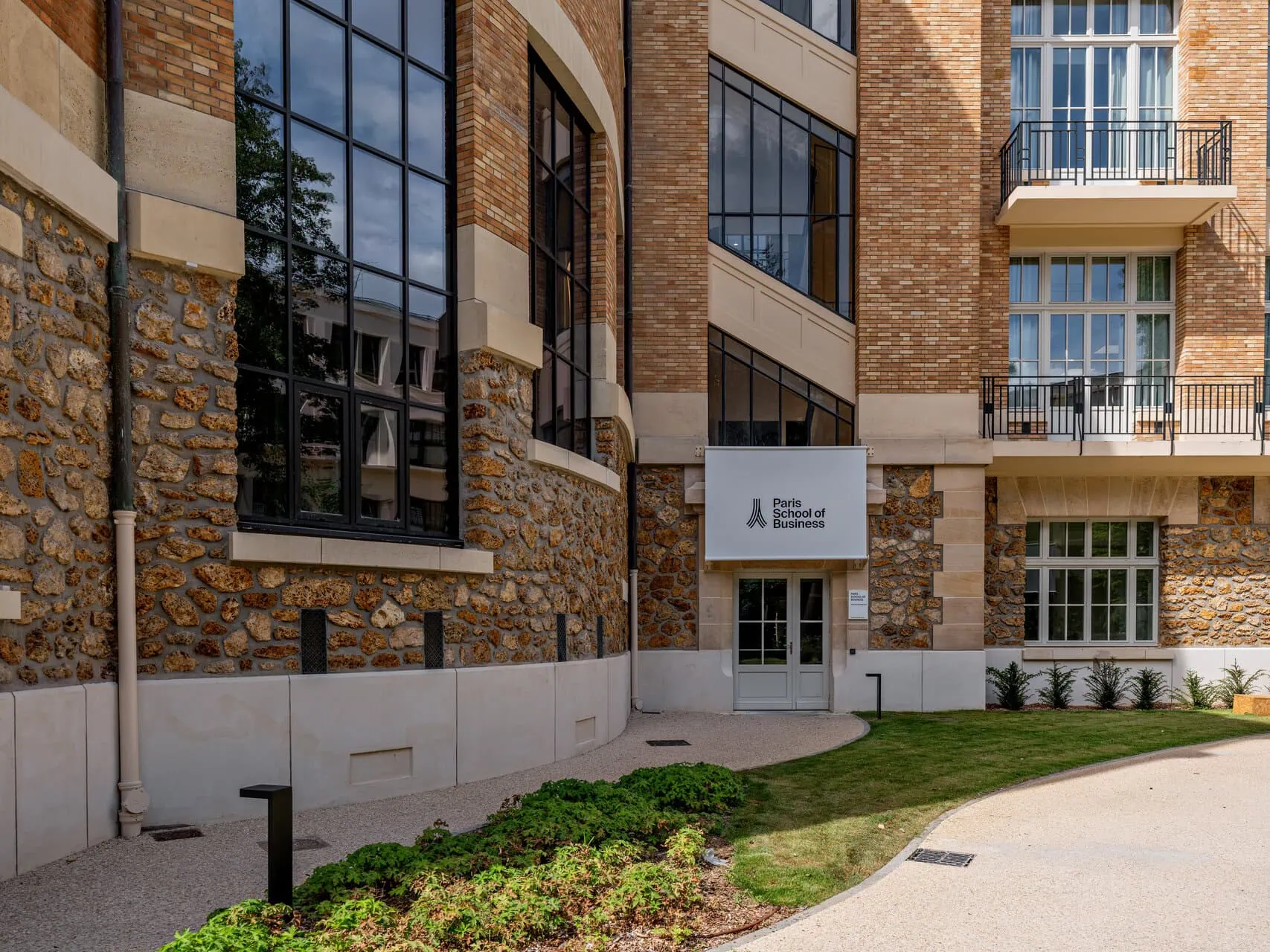 Photo background Paris School of Business