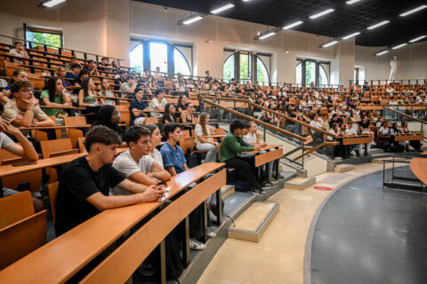 École Toulouse School of Management 17