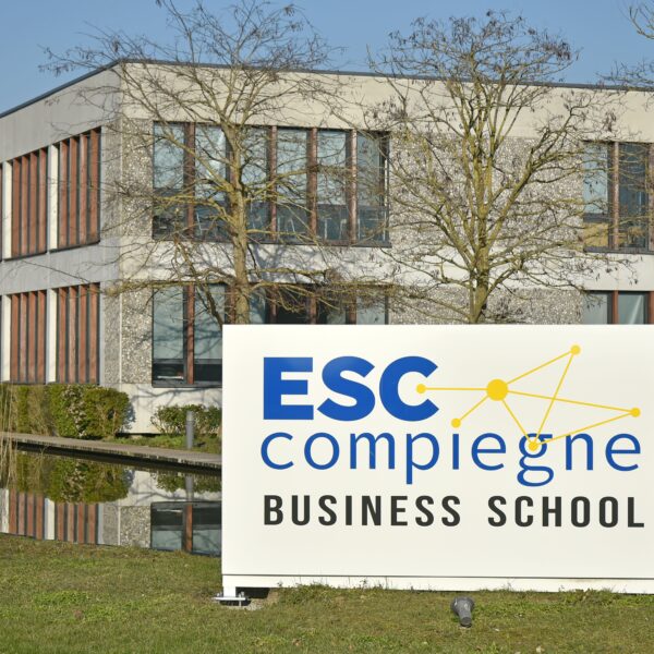 école ESC Compiègne 1