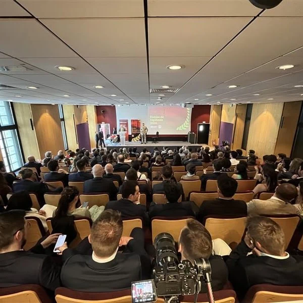 École de Guerre Économique 4