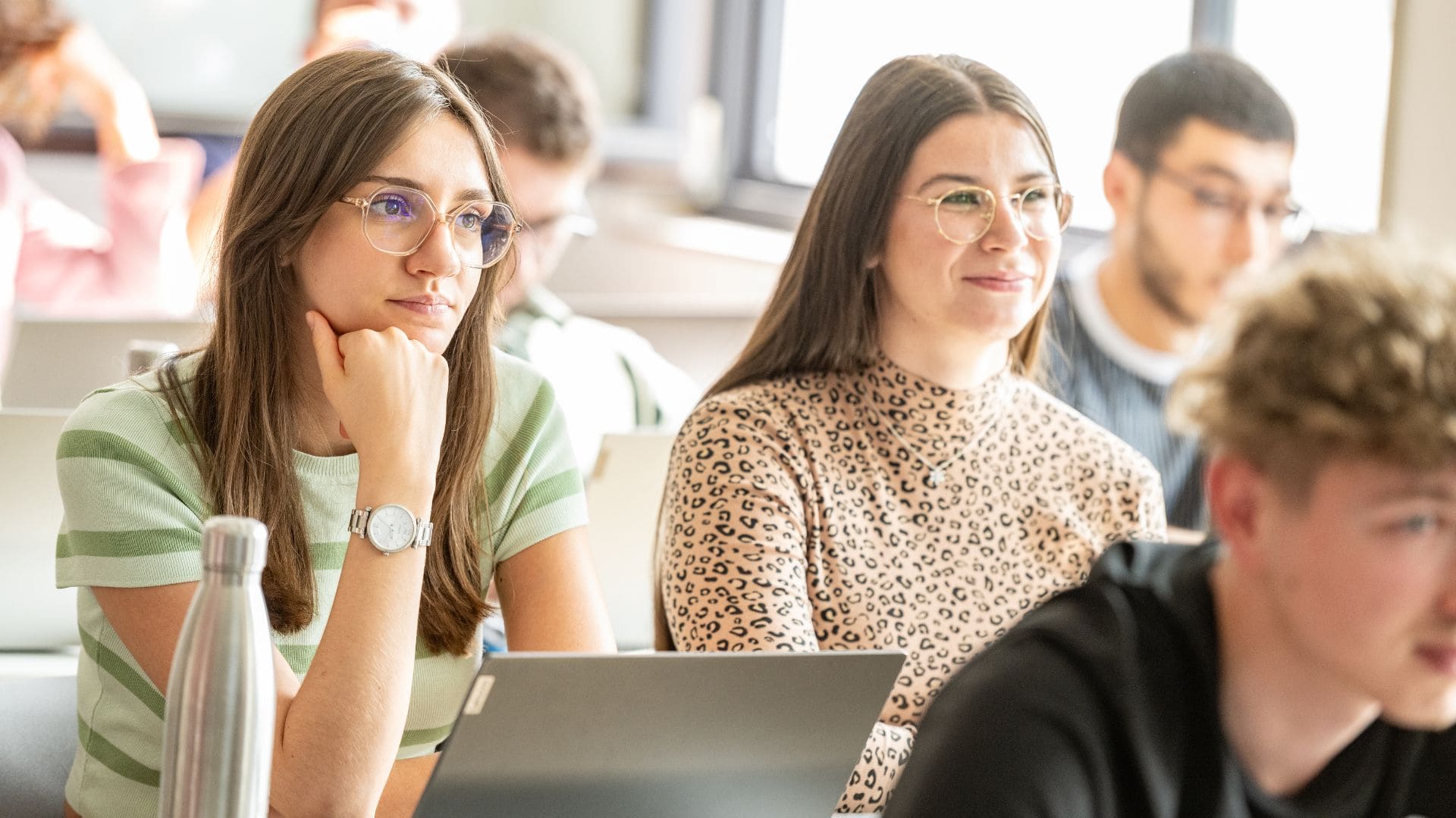 L'école ECEMA mise sur la formation en alternance.