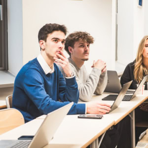 10 ECOLE ISG LUXURY MANAGEMENT