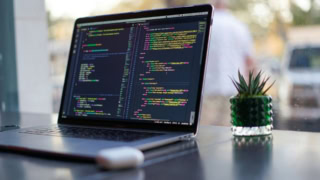 Apprendre à coder : votre atout pour le marché du travail