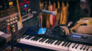 The Voice, TikTok et au-delà : les règles du jeu pour percer dans la musique