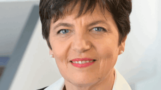 Anne Szymczak DG du Cned