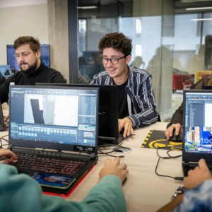 VR, IA… Quel avenir et quels débouchés pour le secteur du jeu vidéo ?