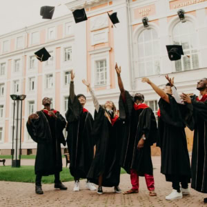 etudiants diplomes