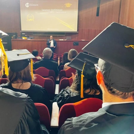 École CY Cergy Paris Université 12