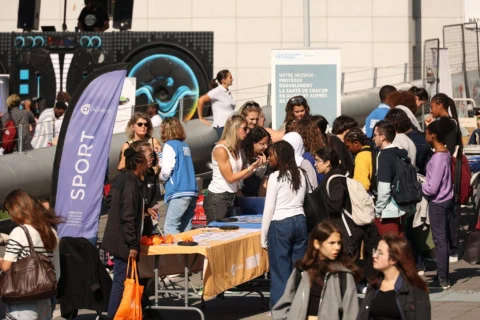 École CY Cergy Paris Université 8