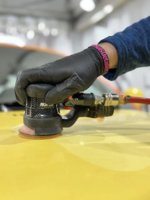 Bases du detailing au poli lustré