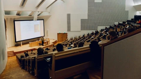 amphithéâtre d'université