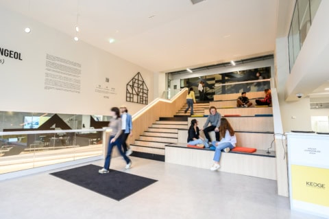 École KEDGE Business School 10