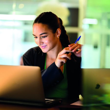 École KEDGE Business School 14