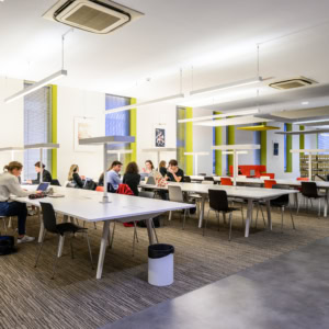 École KEDGE Business School 18