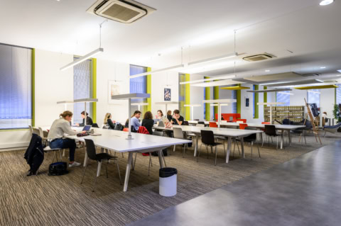 École KEDGE Business School 18