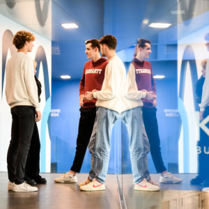 École KEDGE Business School 7