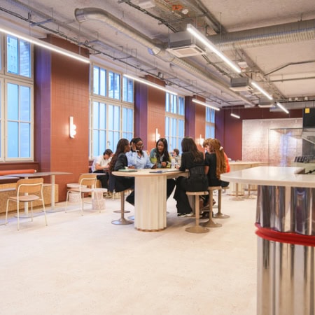 Ecole Paris School of Business 7