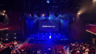 La scène du Bataclan lors de la final d'Eloquencia@HEC.