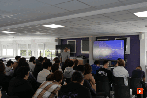 salle de classe d'étudiants