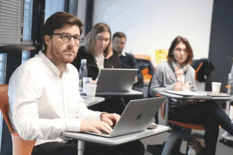 École Rennes School of Business 25