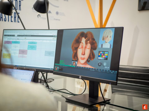 étudiants assis sur à une table