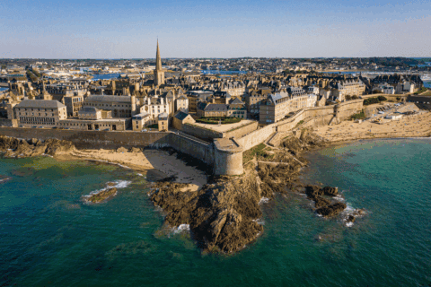 Vue du ciel de la ville de Saint-Malo