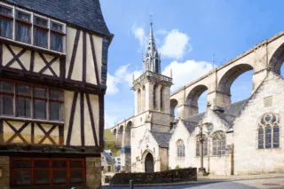 Vue sur le pont de la ville de Morlaix