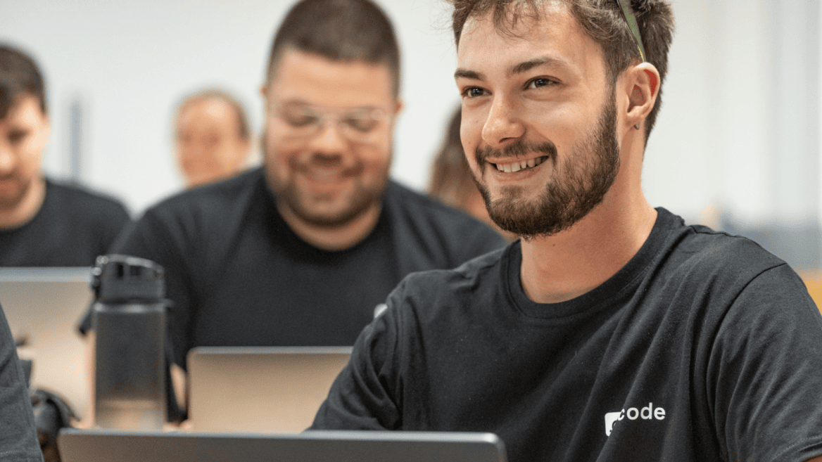 Des étudiants de l'école .decode