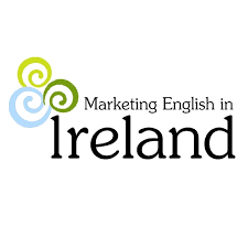 Logo marketing anglais Irlande moderne avec spirales bleu et vert et lettrage empatté.