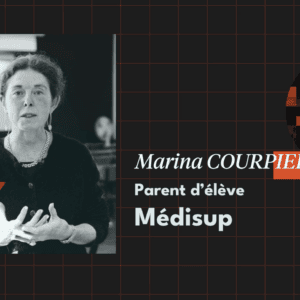 Portrait noir et blanc dune mère, parent délève, interview en médiathèque.