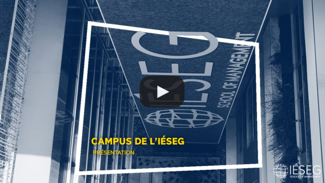 Présentation campus IESEG, école de management, façade vitrée moderne, bouton lecture vidéo.