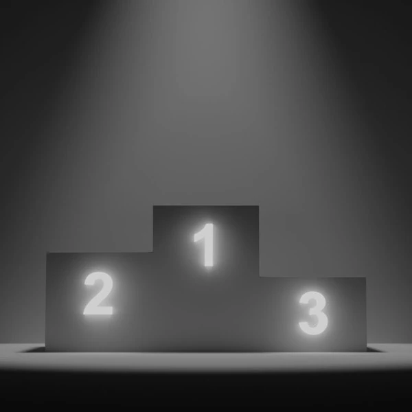 Podium minimaliste 1-2-3 avec numéros lumineux, fond sombre, scène de victoire.